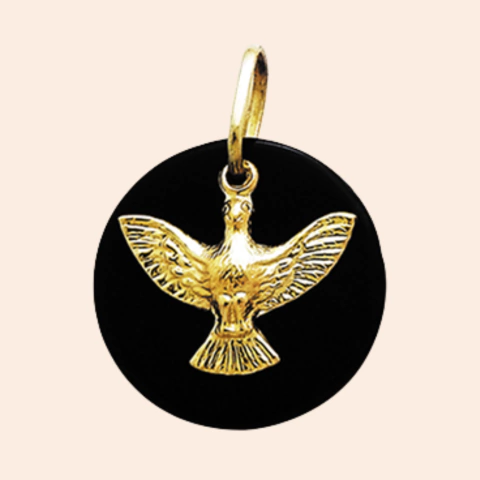Pingente Divino Espirito Santo na Onix Ouro 18K