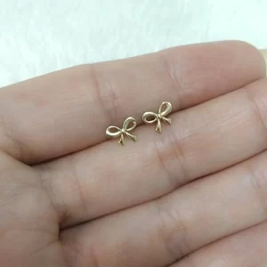 Brinco Baby De Laço Vazado