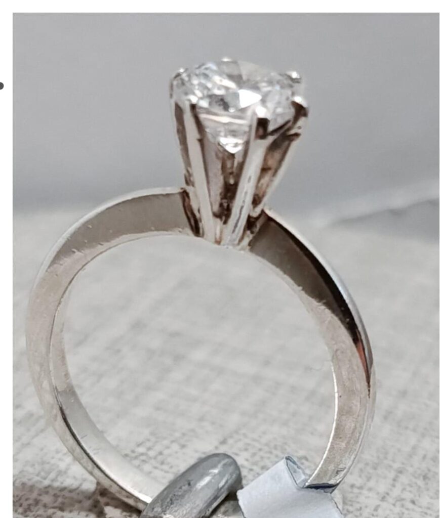 Solitário de Zircônia em prata 925