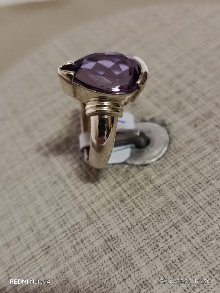 Anel de ametista em prata 925