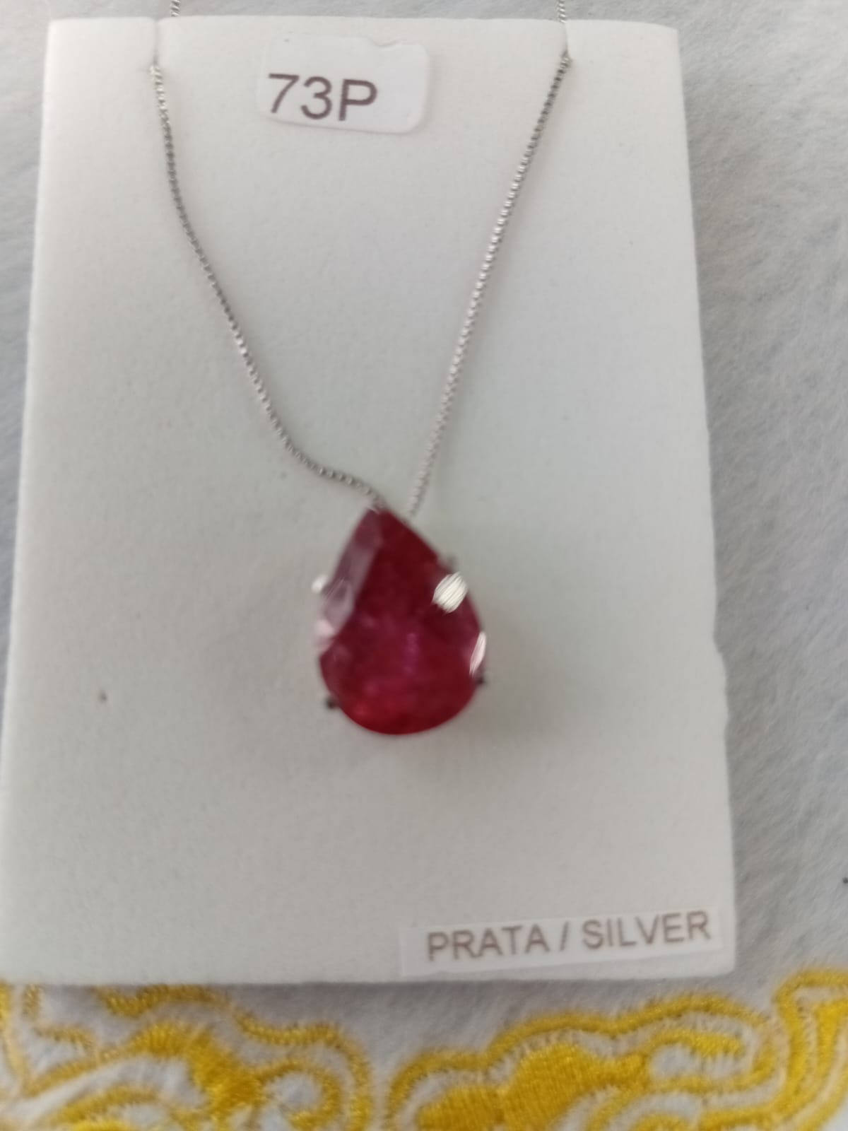 Pingente de turmalina rosa em prata 925